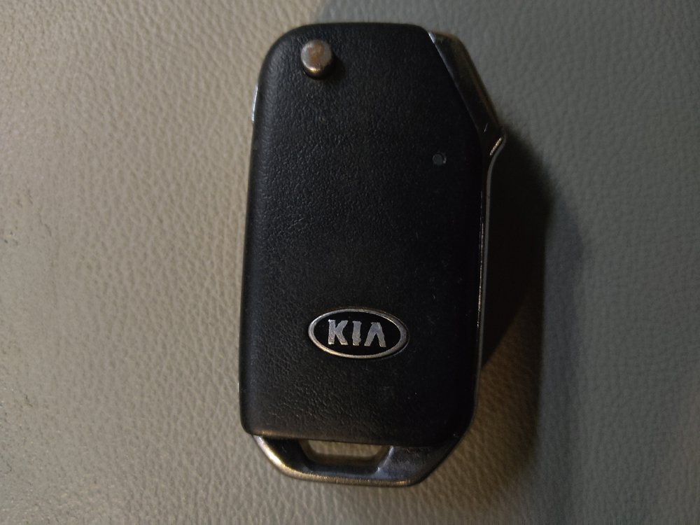 Used 2020 Kia Soul LX FWD image 32