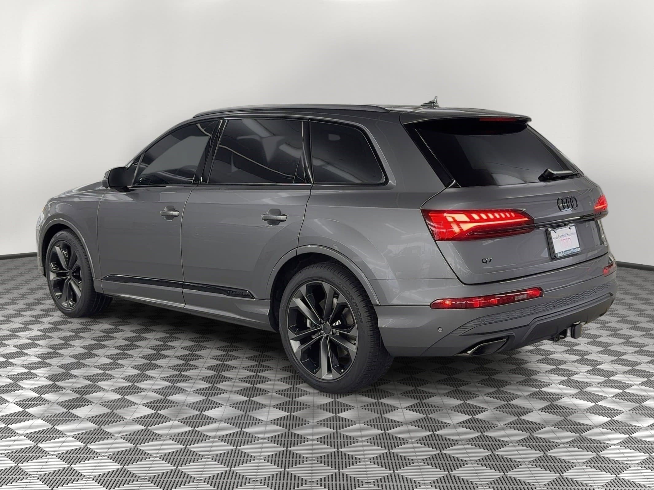 New 2026 Audi Q7 3.0T Premium Plus AWD/4WD image 3