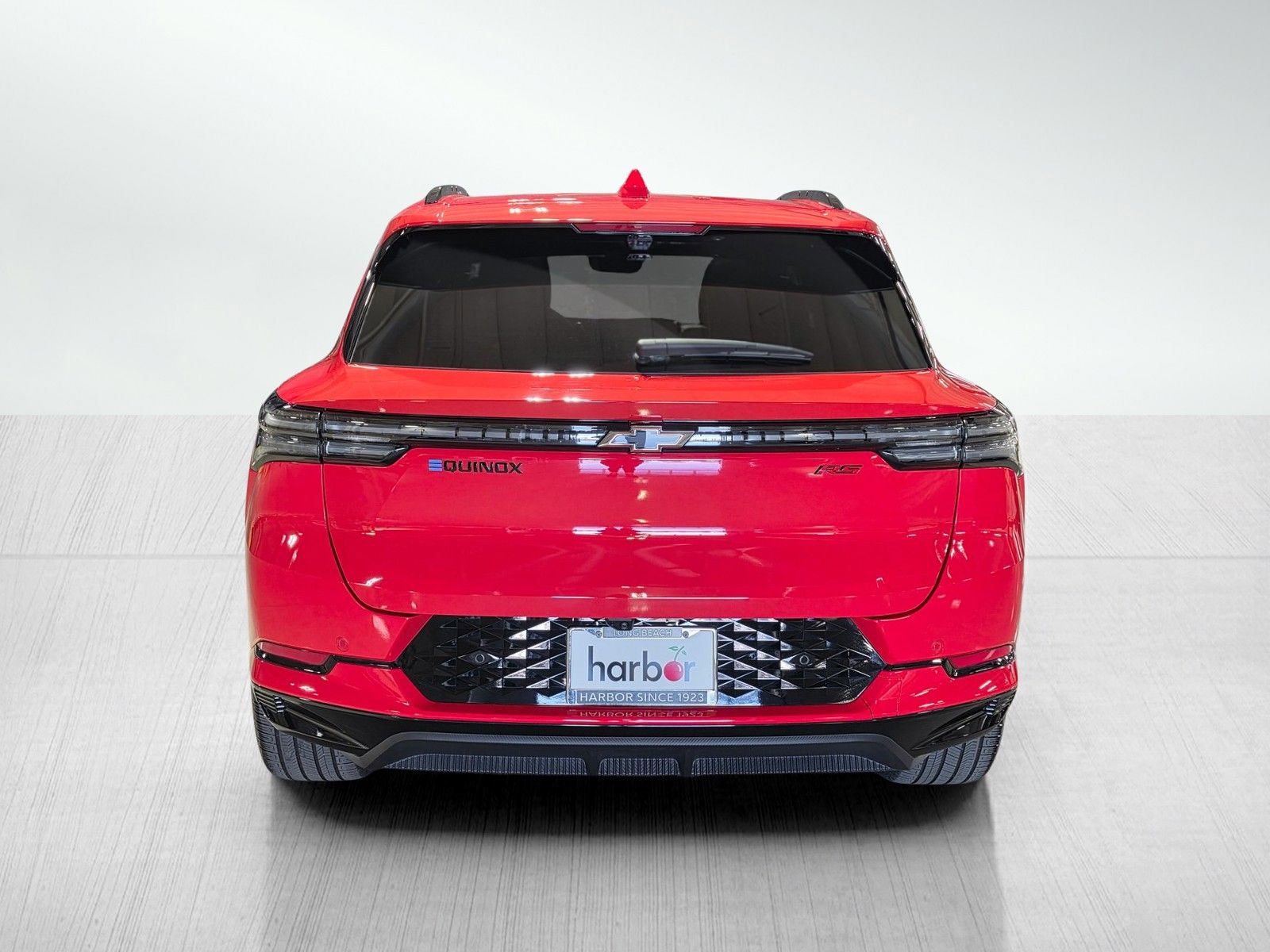 Used 2025 Chevrolet Equinox EV RS w/ Convenience Package II image 11