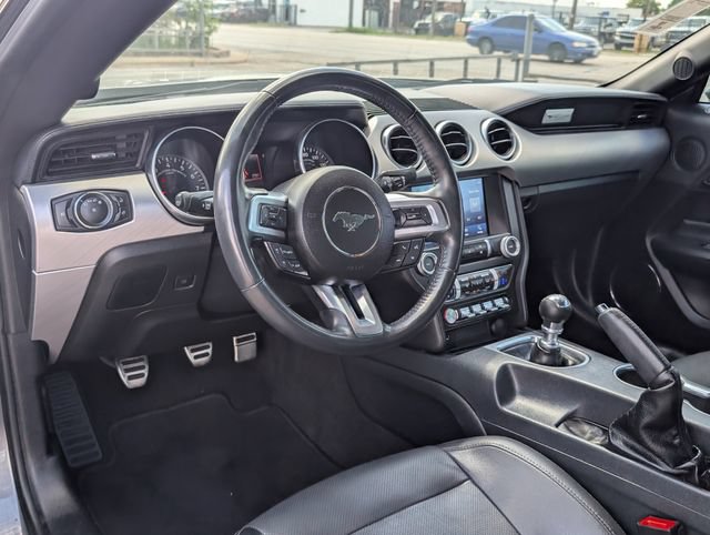 Used 2021 Ford Mustang GT Premium w/ Black Accent Package RWD image 4