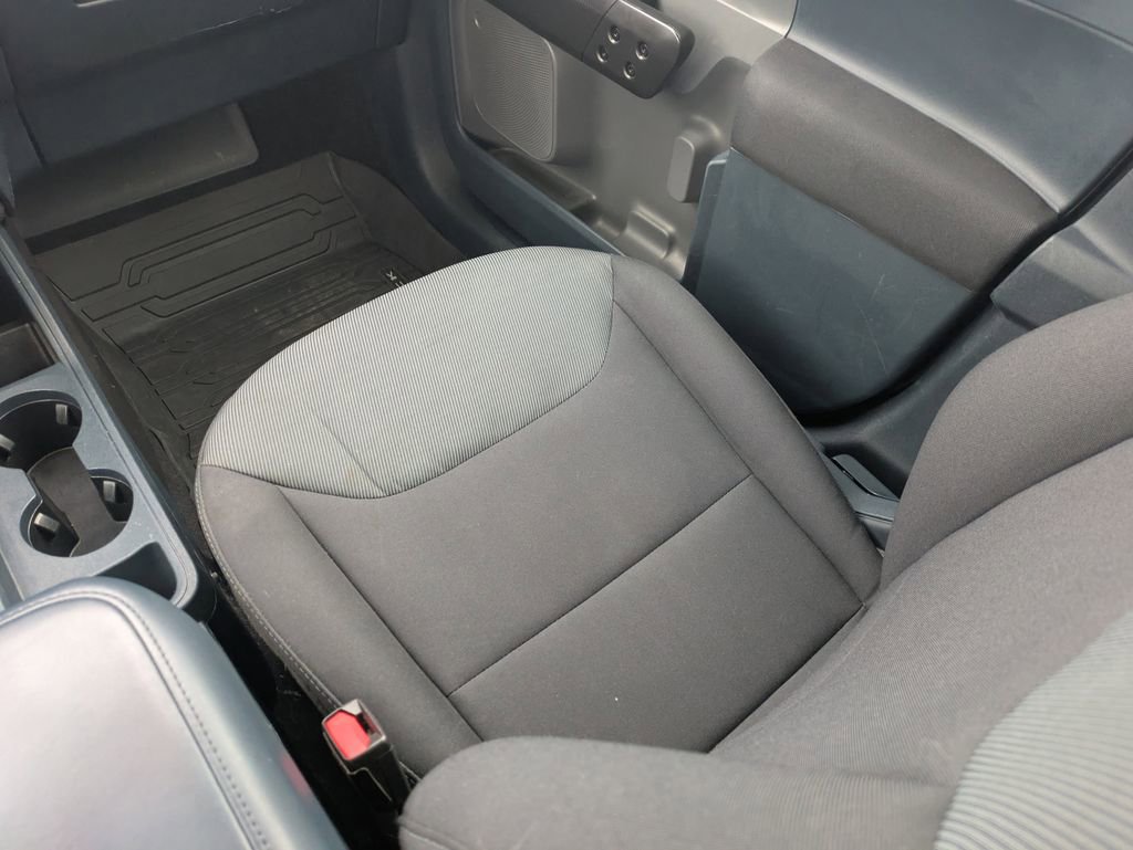 Used 2022 Ford Maverick XL image 18