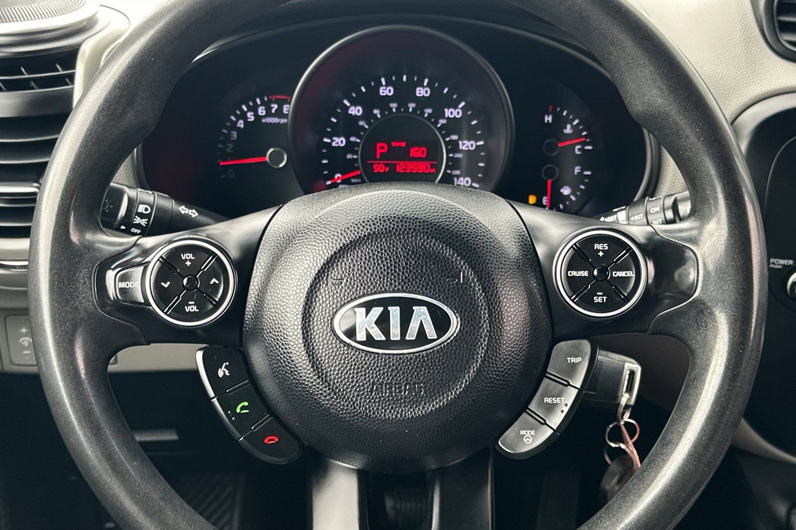 Used 2014 Kia Soul + FWD image 21