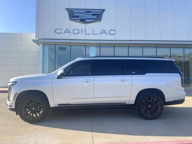 Used 2025 Cadillac Escalade ESV Sport w/ LPO, ONYX Package image 2