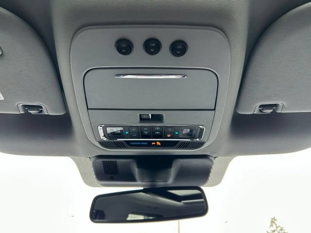Used 2025 Ford F350 Lariat w/ Black Appearance Package AWD/4WD image 18