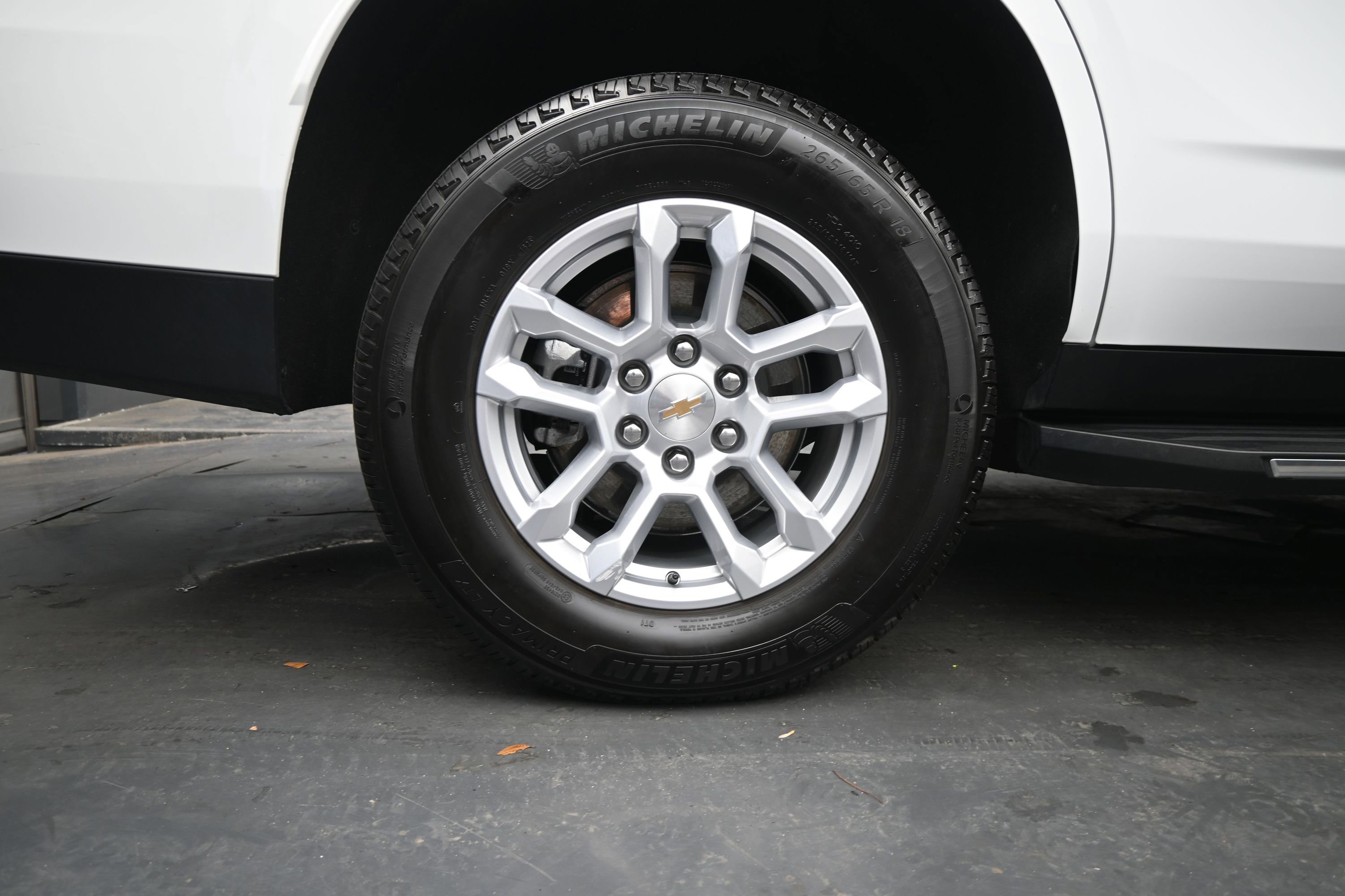 Certified 2025 Chevrolet Tahoe LT AWD/4WD image 11