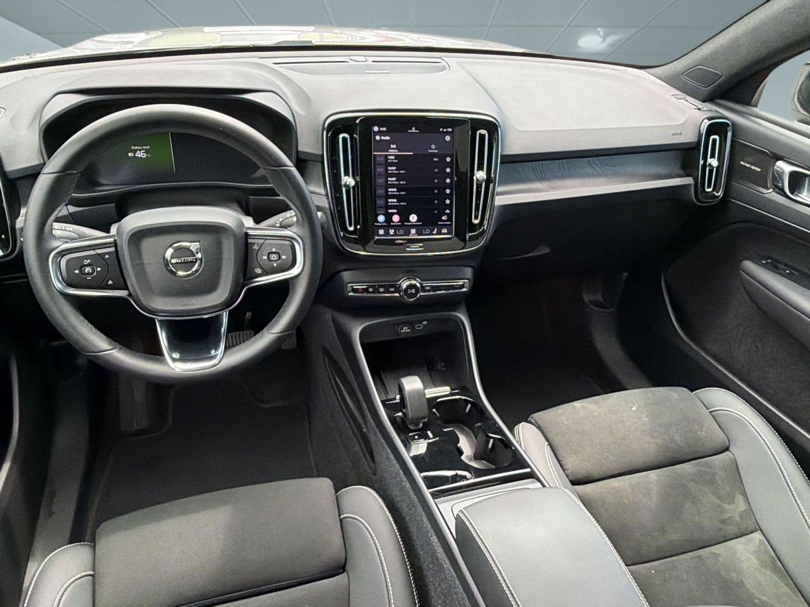 Certified 2023 Volvo C40 P8 Recharge Ultimate AWD/4WD image 15