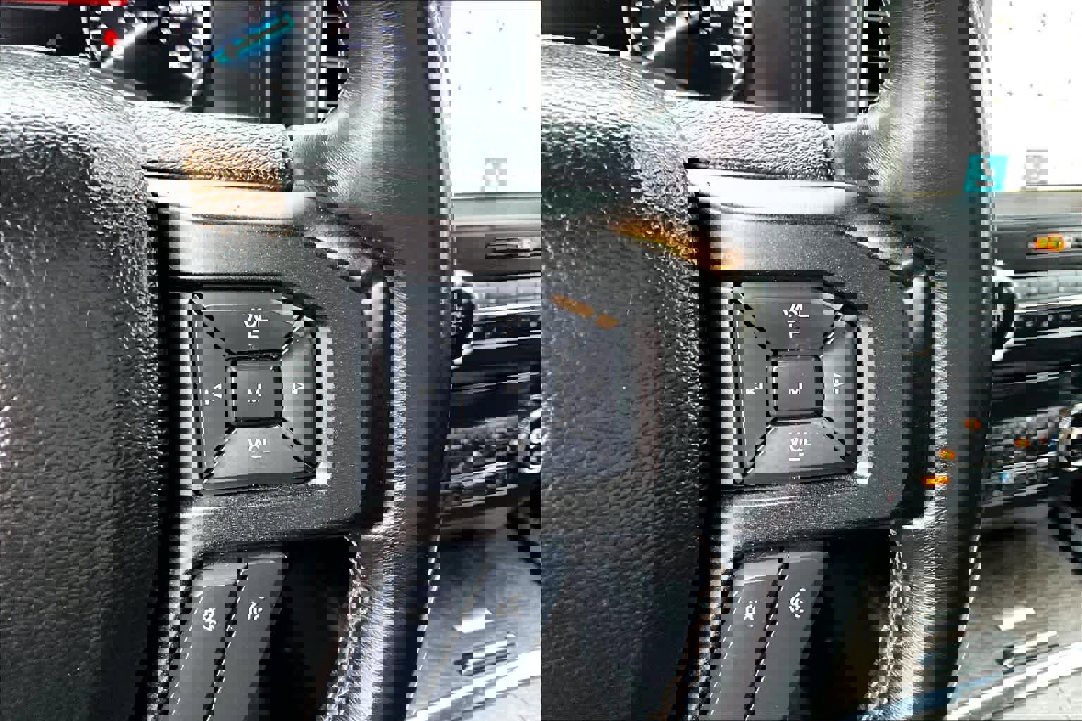 Used 2018 Ford Expedition Limited image 22