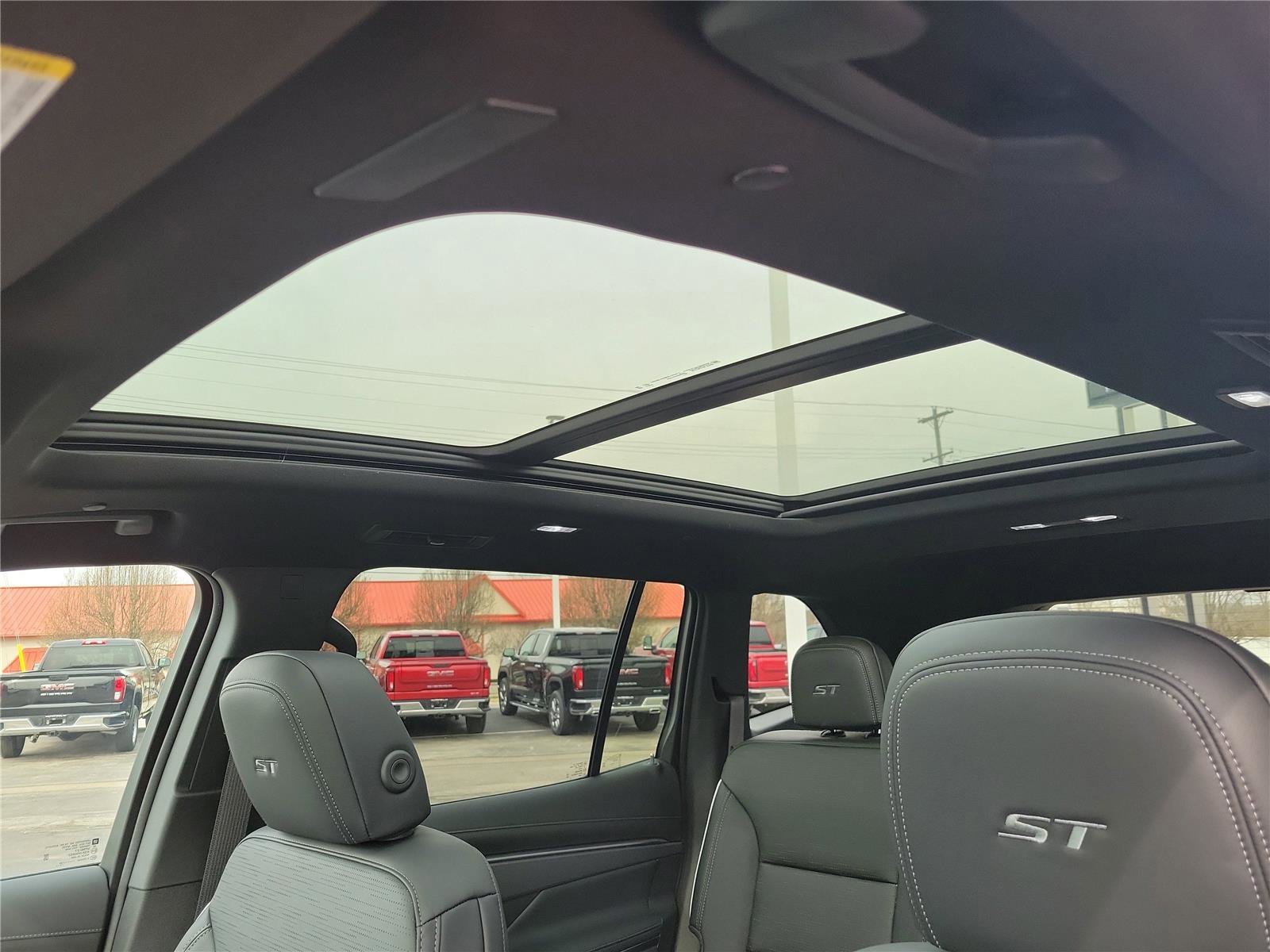 New 2026 Buick Enclave Sport Touring w/ Power Package image 34