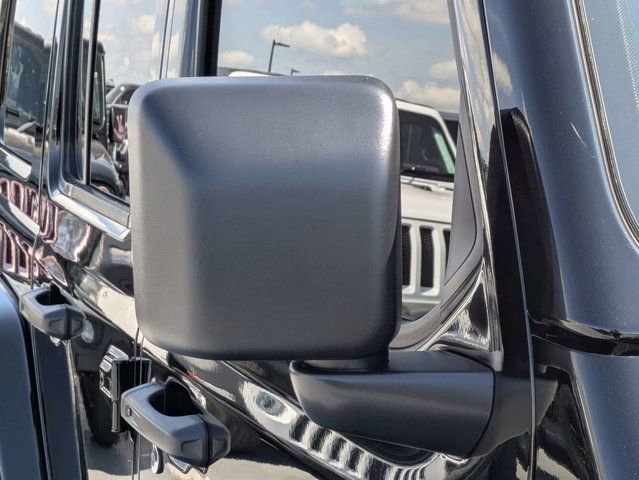 New 2026 Jeep Wrangler Unlimited Sahara AWD/4WD image 11