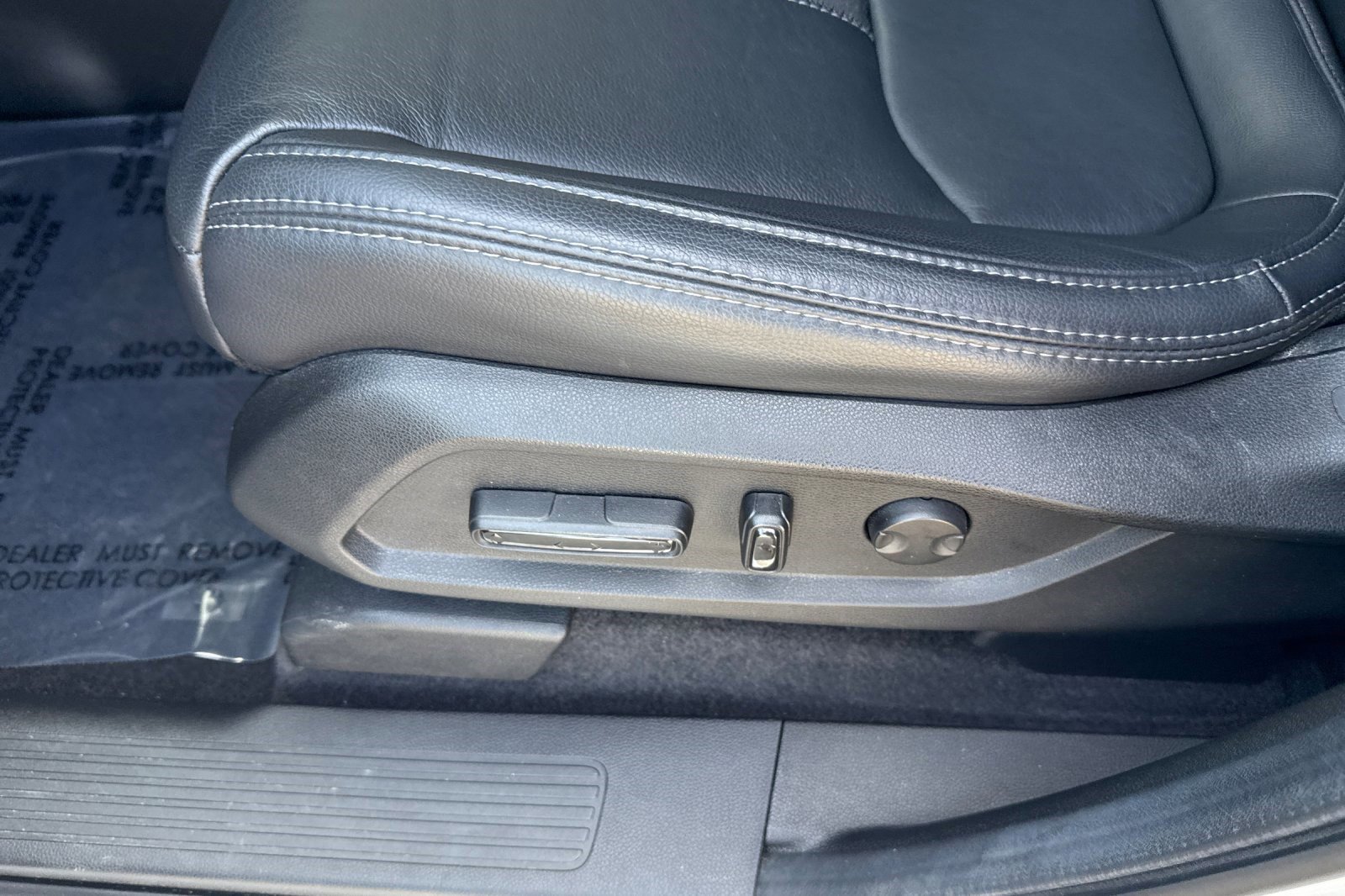 Used 2024 Honda Pilot EX-L image 13