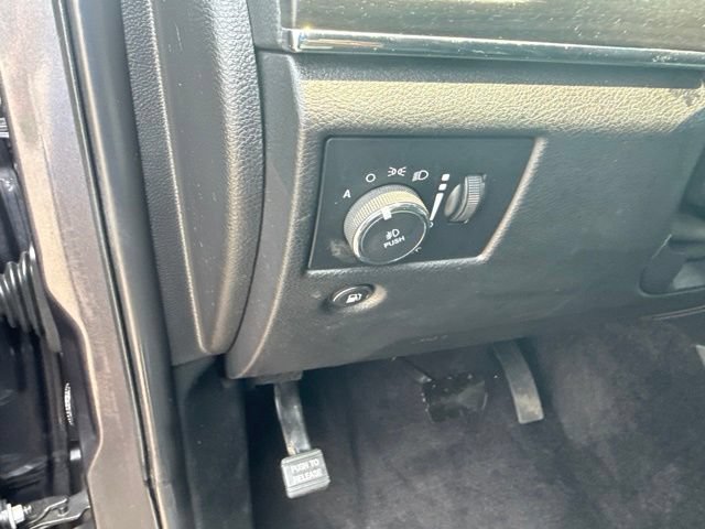 Used 2018 Jeep Grand Cherokee Limited AWD/4WD image 21