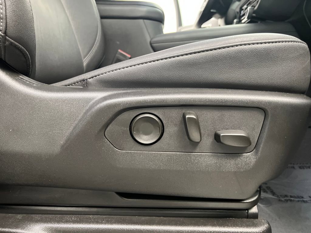 Used 2025 Chevrolet Tahoe Z71 image 24