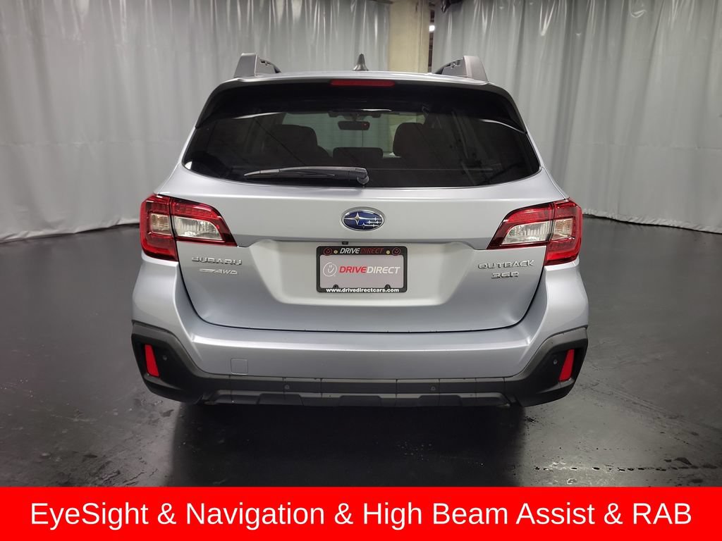 Used 2018 Subaru Outback 3.6R Limited AWD/4WD image 8