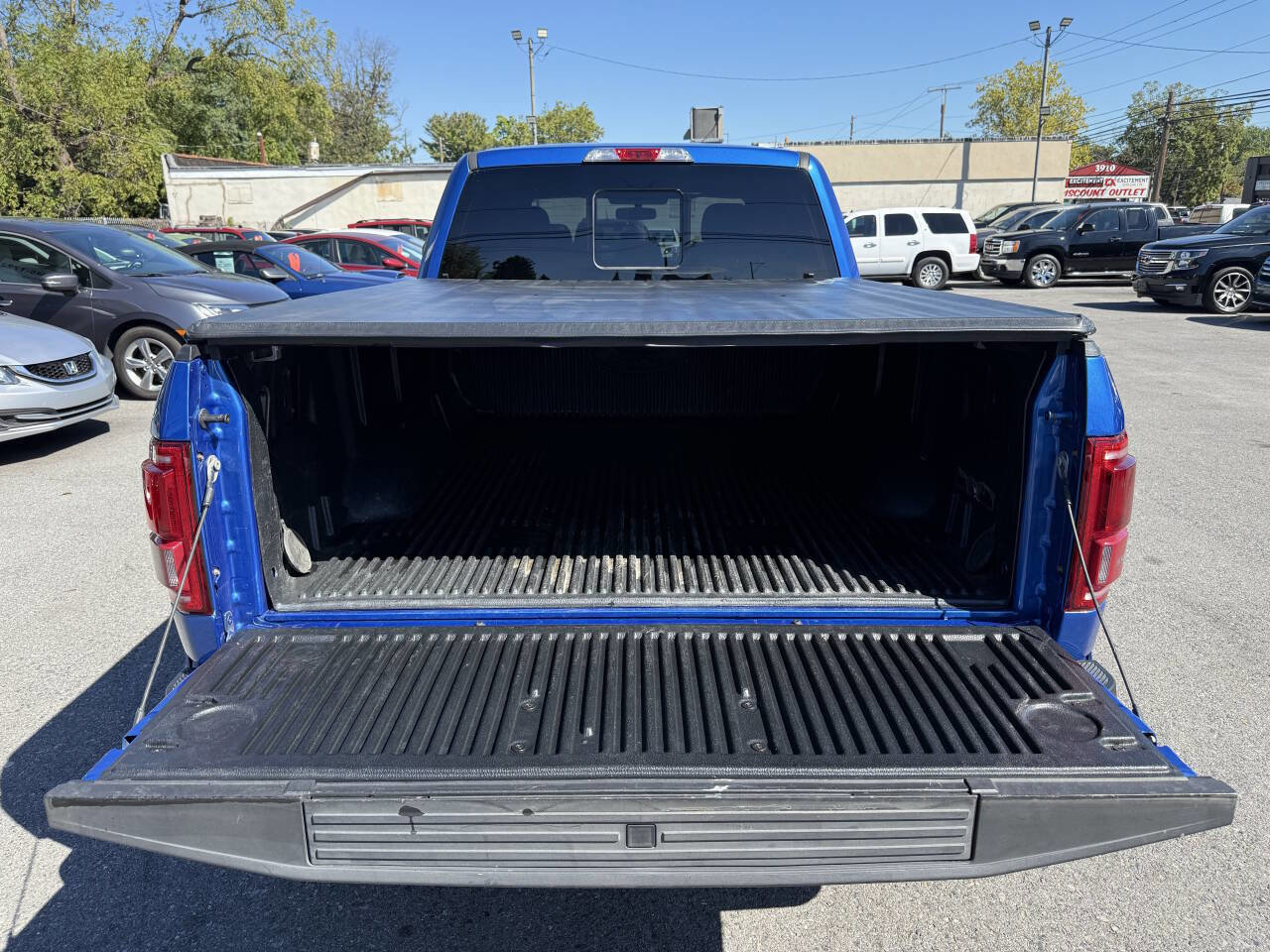 Used 2016 Ford F150 Lariat w/ Equipment Group 501A Mid image 26