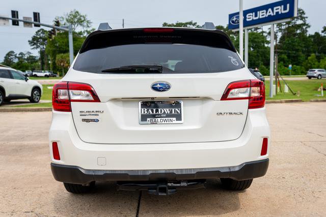 Used 2015 Subaru Outback 2.5i Limited AWD/4WD image 5