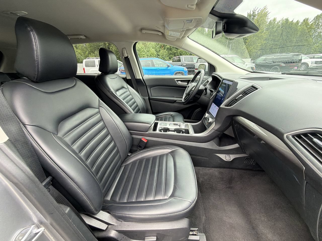 Used 2024 Ford Edge SEL AWD/4WD image 19