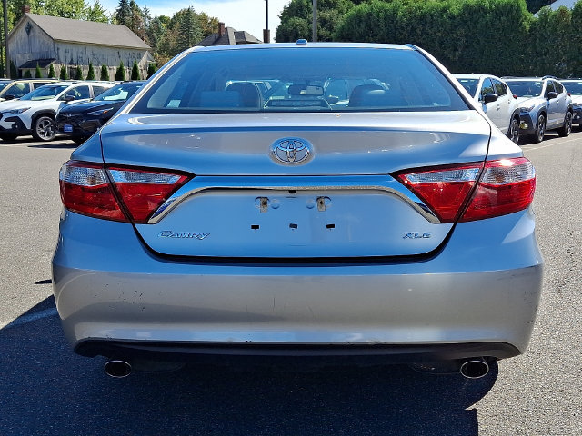 Used 2015 Toyota Camry XLE FWD image 5