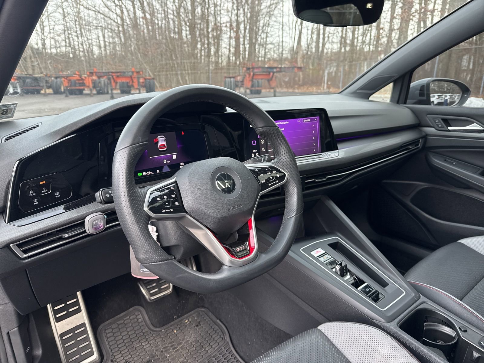 Used 2022 Volkswagen GTI SE image 12