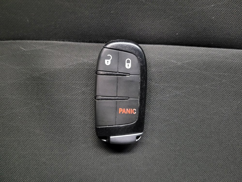 Used 2020 Dodge Durango SXT RWD image 32