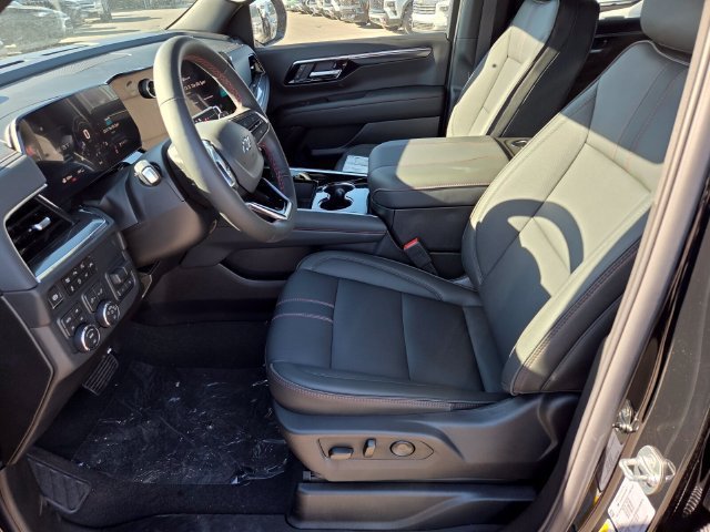New 2026 Chevrolet Suburban RST w/ RST Capability Package AWD/4WD image 6