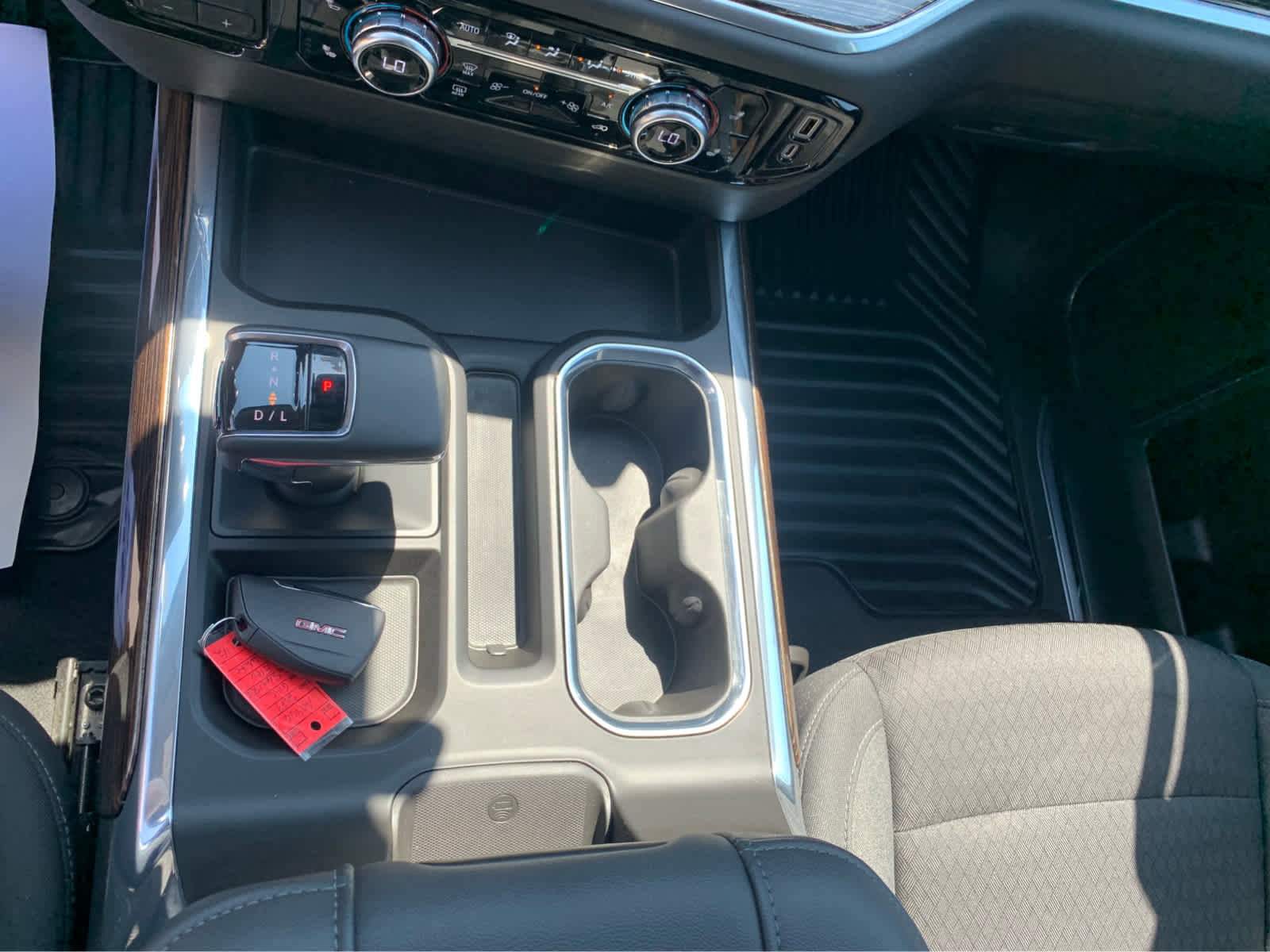 Used 2023 GMC Sierra 1500 Elevation AWD/4WD image 19