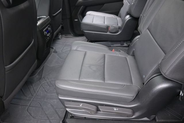 Used 2024 Chevrolet Suburban Z71 w/ Off-Road Capability Package AWD/4WD image 23