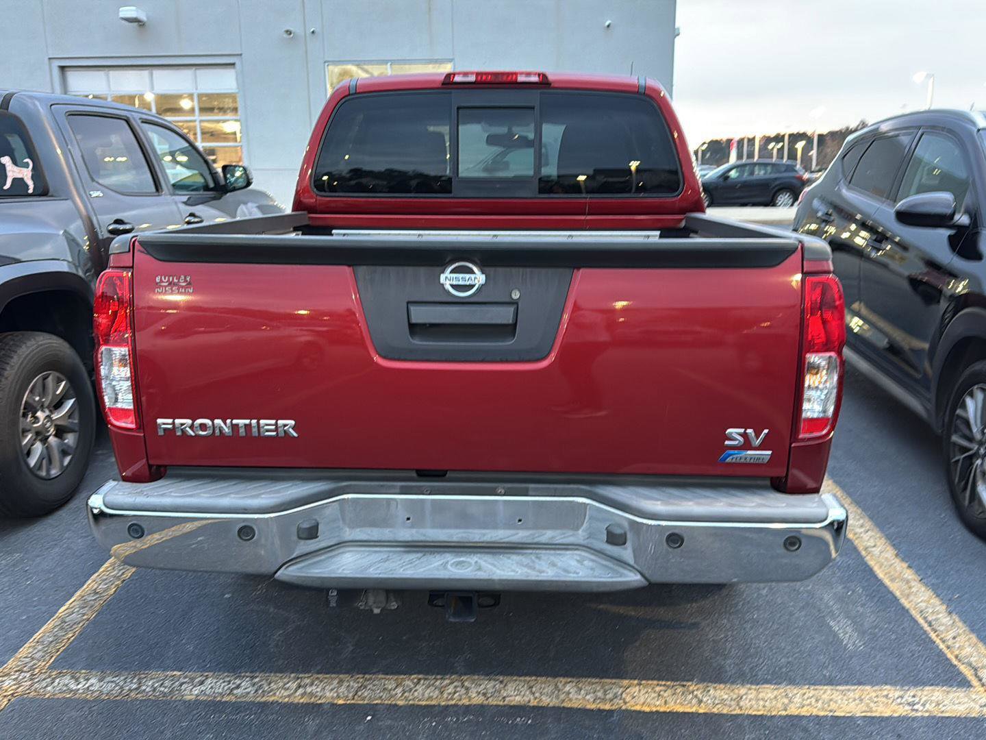 Used 2017 Nissan Frontier SV w/ SV Value Truck Package image 7