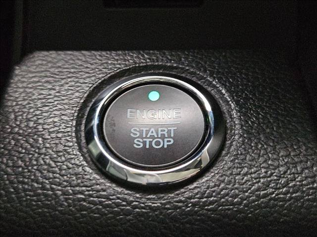 Used 2020 Ford F250 Platinum w/ FX4 Off-Road Package AWD/4WD image 23