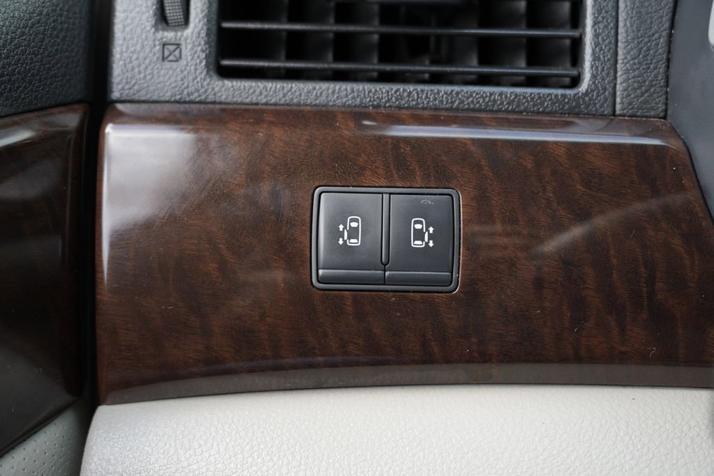 Used 2016 Nissan Quest SV FWD image 42