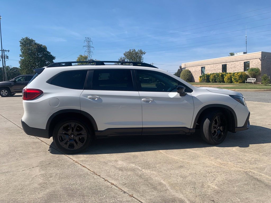 Used 2024 Subaru Ascent Onyx Edition Limited AWD/4WD image 8