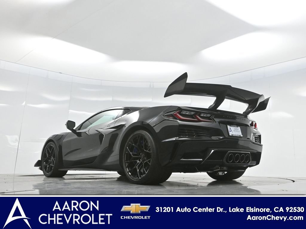 New 2026 Chevrolet Corvette ZR1 w/ ZR1 Carbon Fiber Aero Package image 55