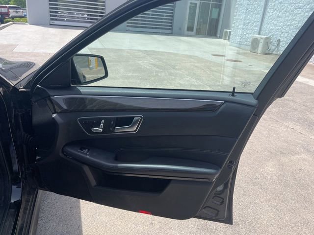 Used 2014 Mercedes-Benz E 350 Sedan image 18
