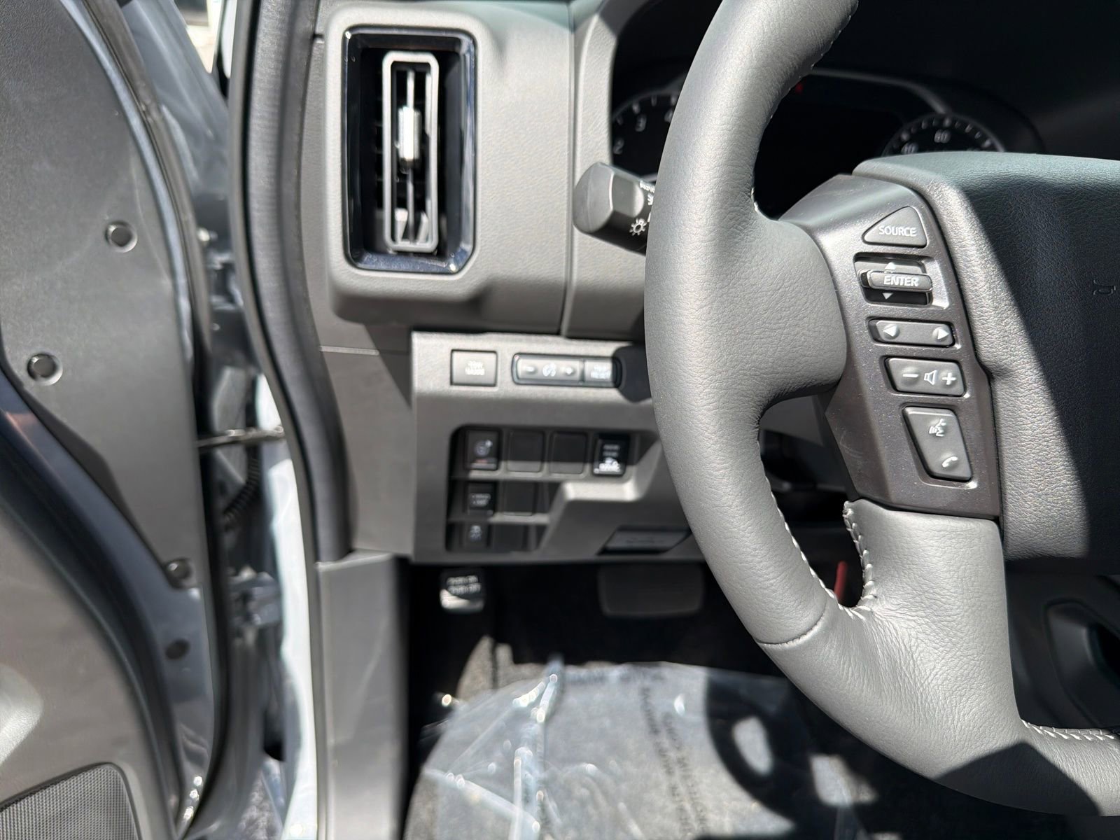 New 2026 Nissan Frontier SV image 13
