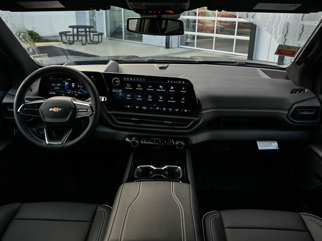 New 2026 Chevrolet Silverado EV LT image 10