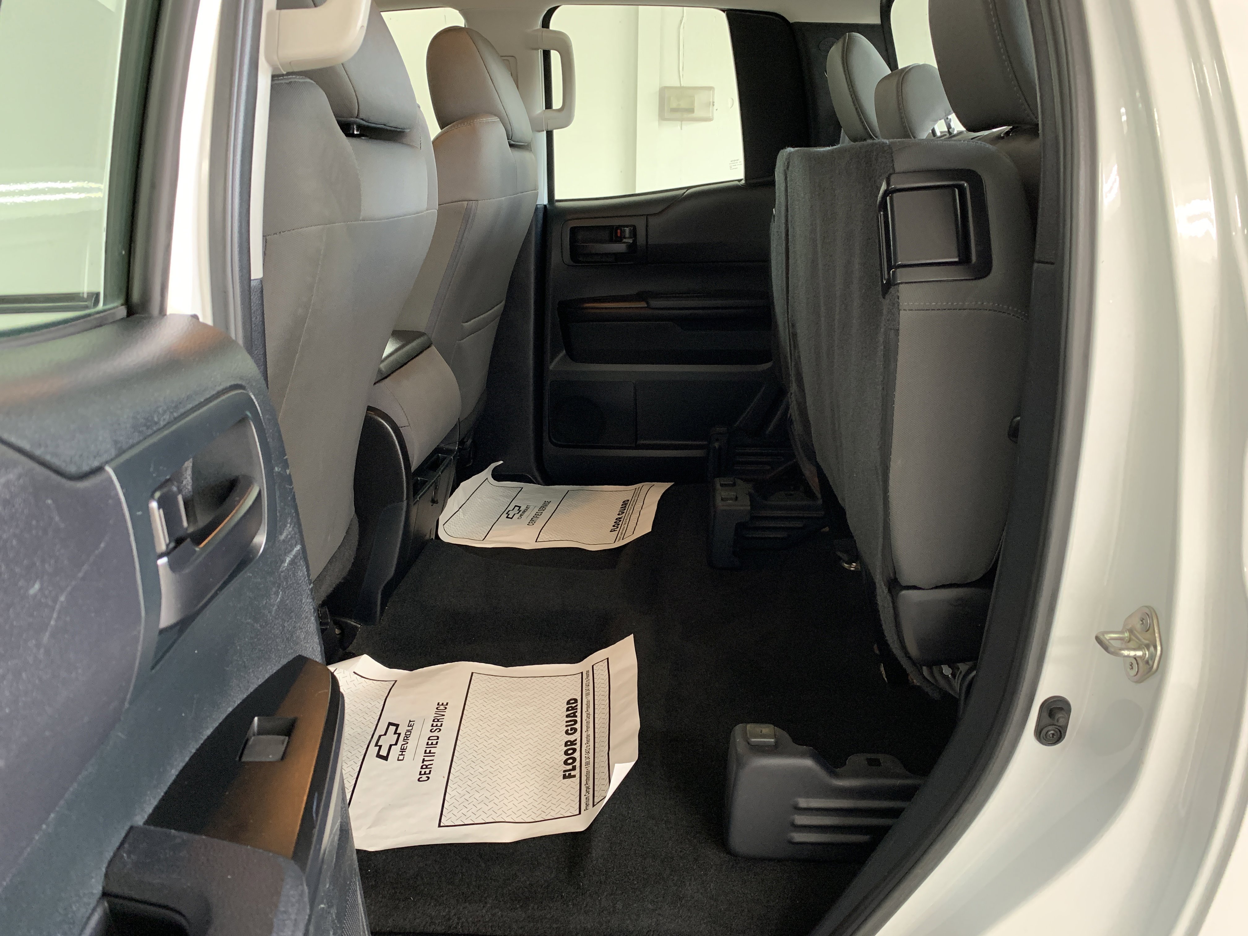 Used 2017 Toyota Tundra SR image 39