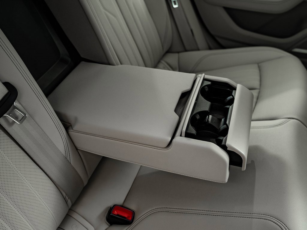 Used 2022 Audi A6 Premium Plus w/ Premium Plus Package image 44