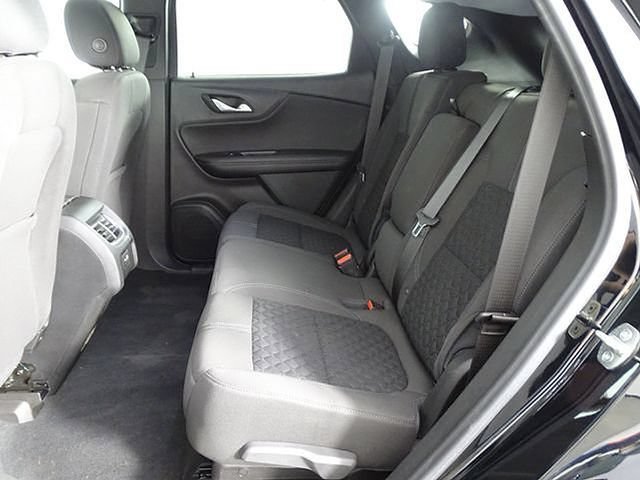 Used 2022 Chevrolet Blazer LT FWD image 11