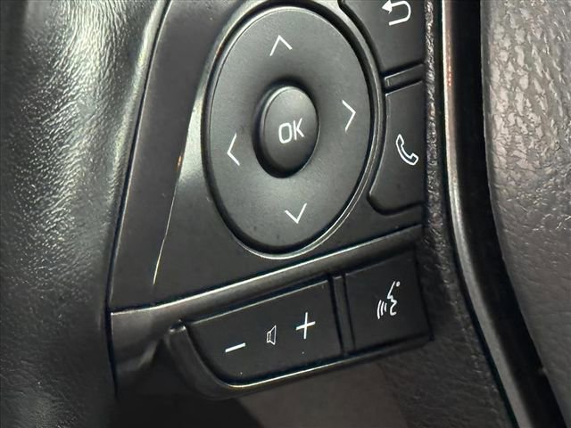 Used 2023 Toyota Camry SE image 14