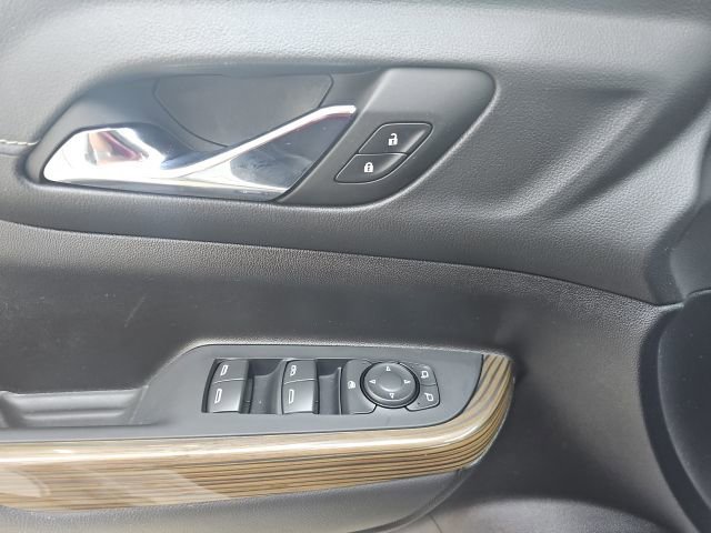 Used 2023 GMC Acadia SLE w/ Driver Convenience Package image 26