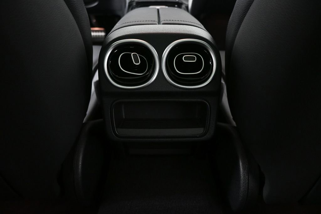 Certified 2025 Mercedes-Benz C 300 Sedan image 17