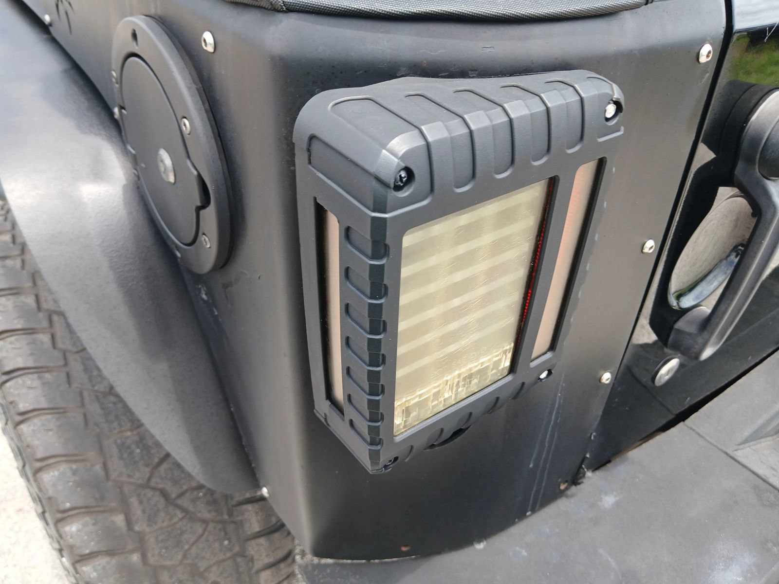 Used 2016 Jeep Wrangler Unlimited Sport AWD/4WD image 11