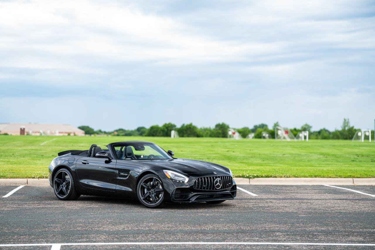 Used 2019 Mercedes-Benz AMG GT Roadster image 4