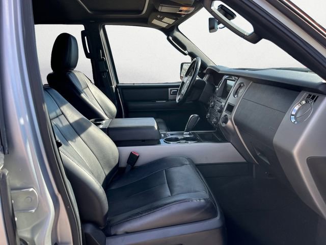 Used 2016 Ford Expedition Limited w/ Equipment Group 301A image 15