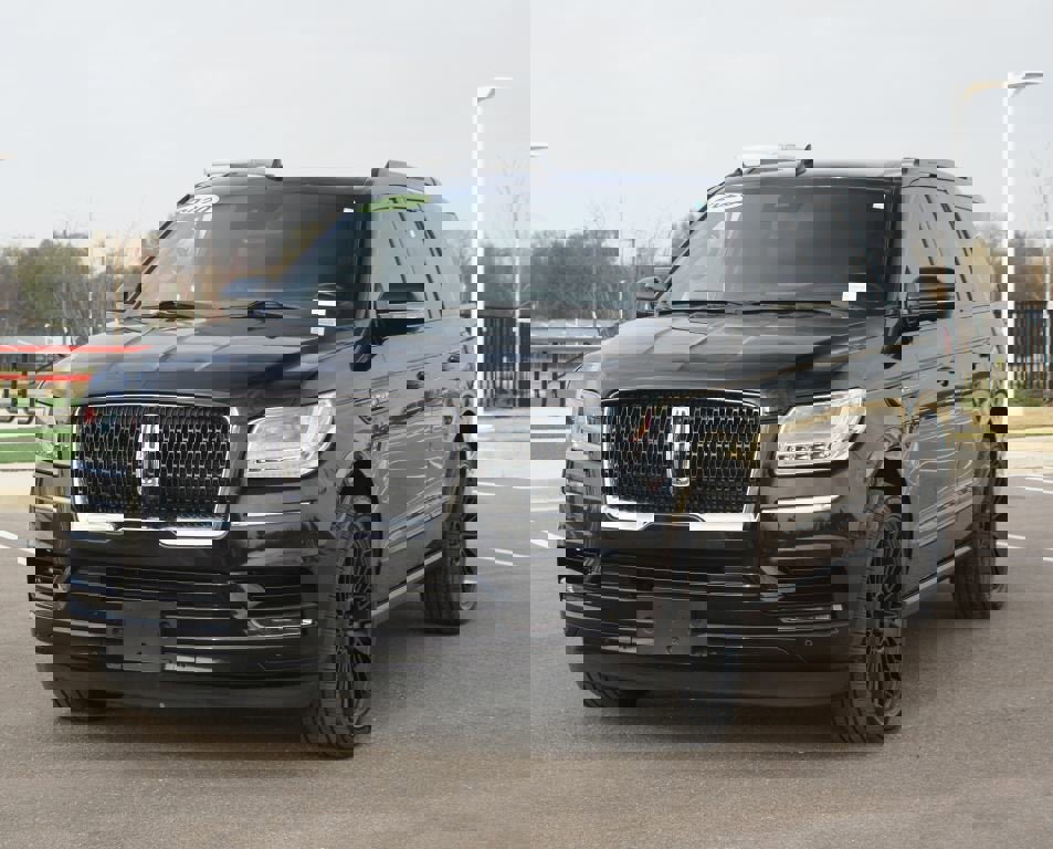 Used 2020 Lincoln Navigator Reserve w/ Equipment Group 208A Reserve image 18