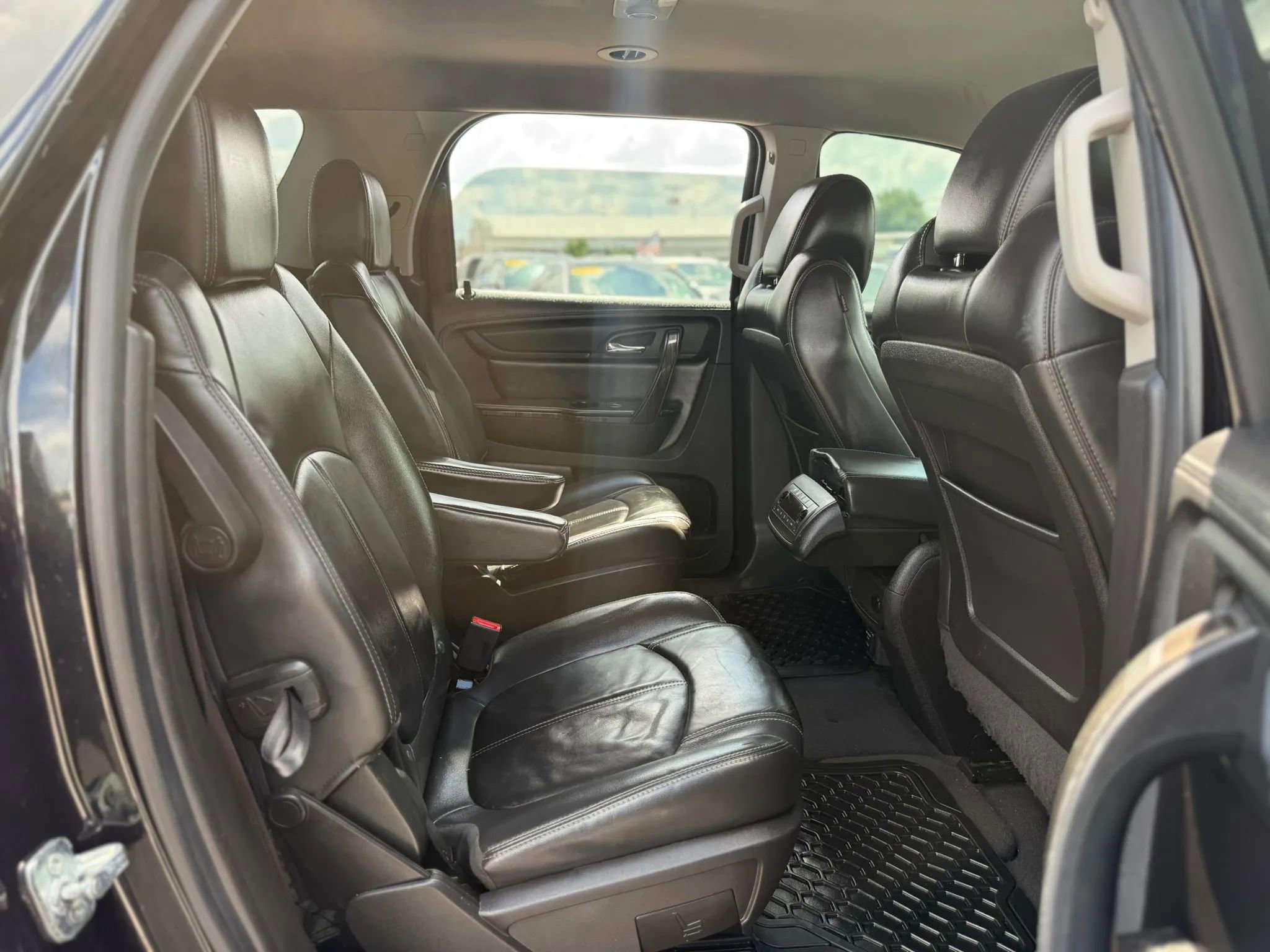 Used 2015 GMC Acadia SLT FWD image 40