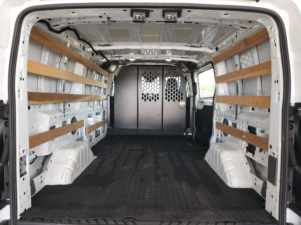 Used 2025 Ford Transit 250 Low Roof w/ Exterior Upgrade Package RWD image 15
