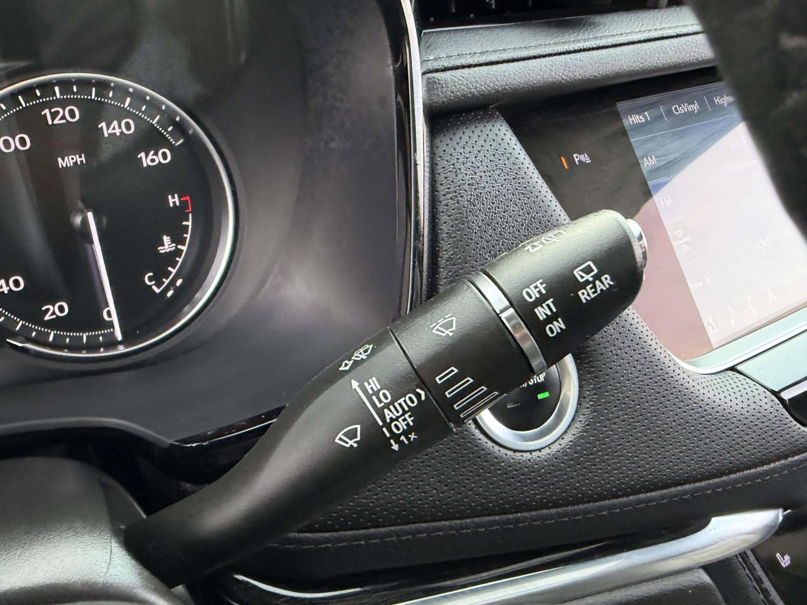 Certified 2023 Cadillac XT5 Premium Luxury image 29