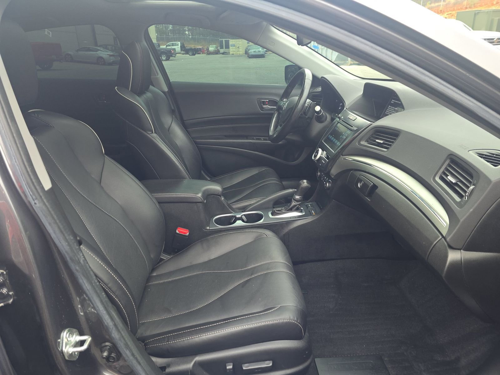 Used 2021 Acura ILX w/ Premium Package image 3