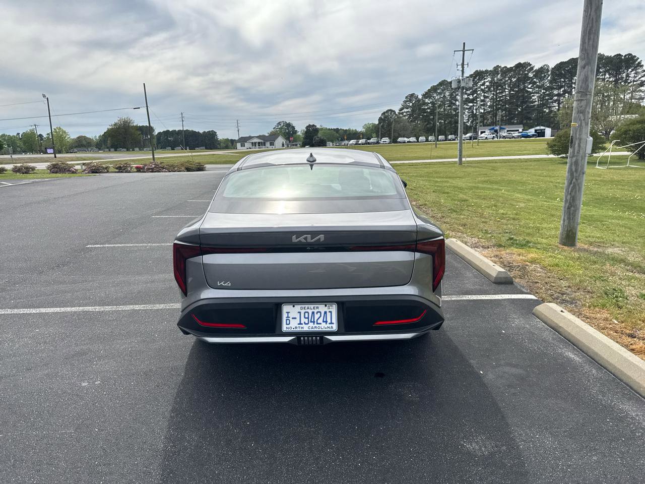 Used 2025 Kia K4 LXS image 6