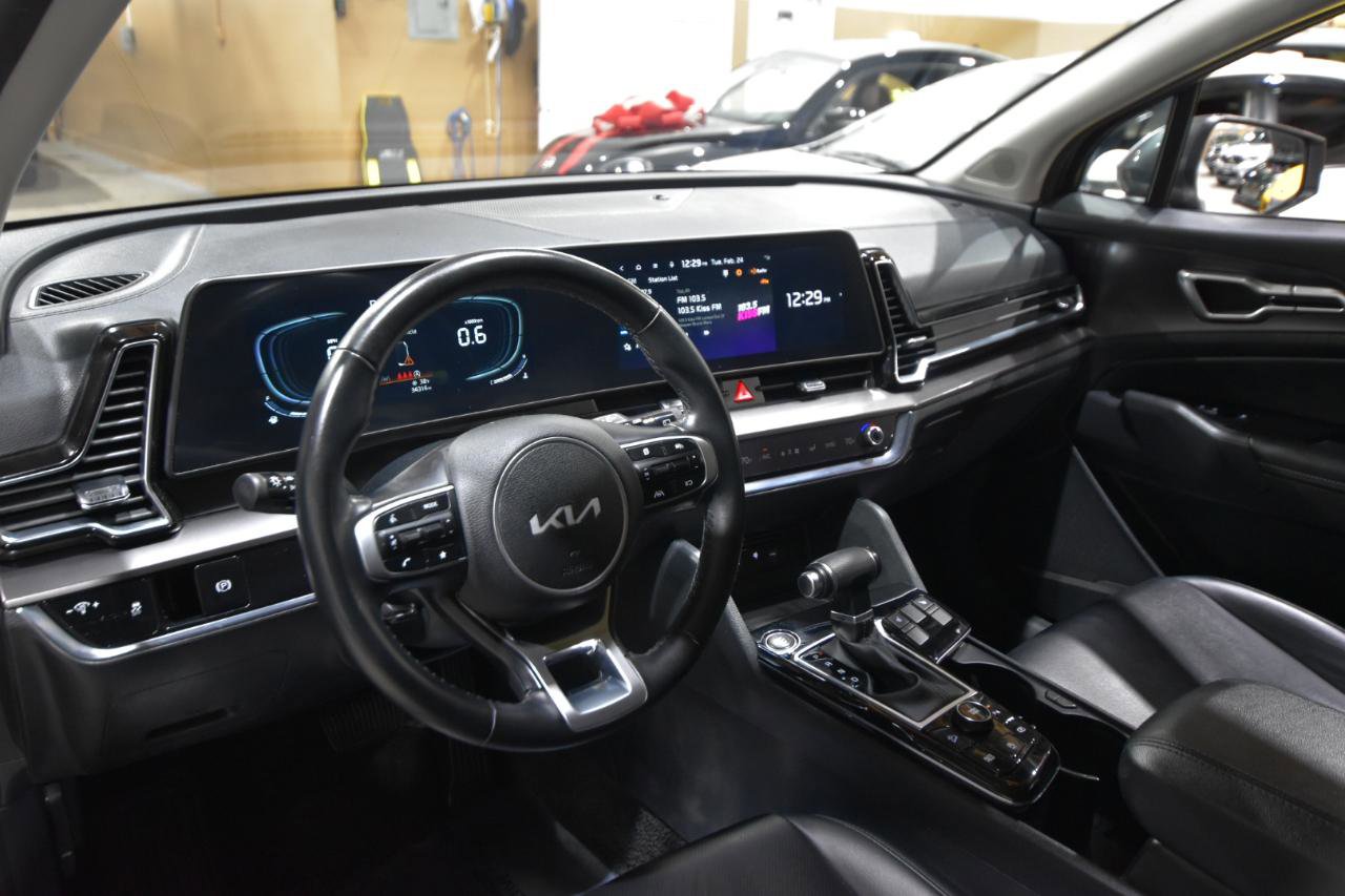 Used 2024 Kia Sportage EX image 15